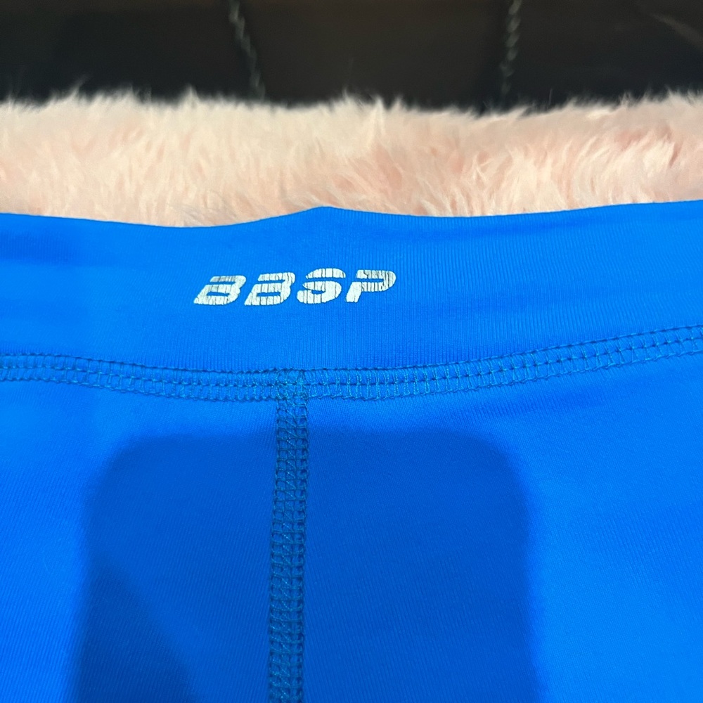 Bebe sport work out Yoga shorts 🩳 beautiful blue size small 🔥🔥🔥🔥🔥